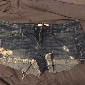 PINK jean shorts size (2)